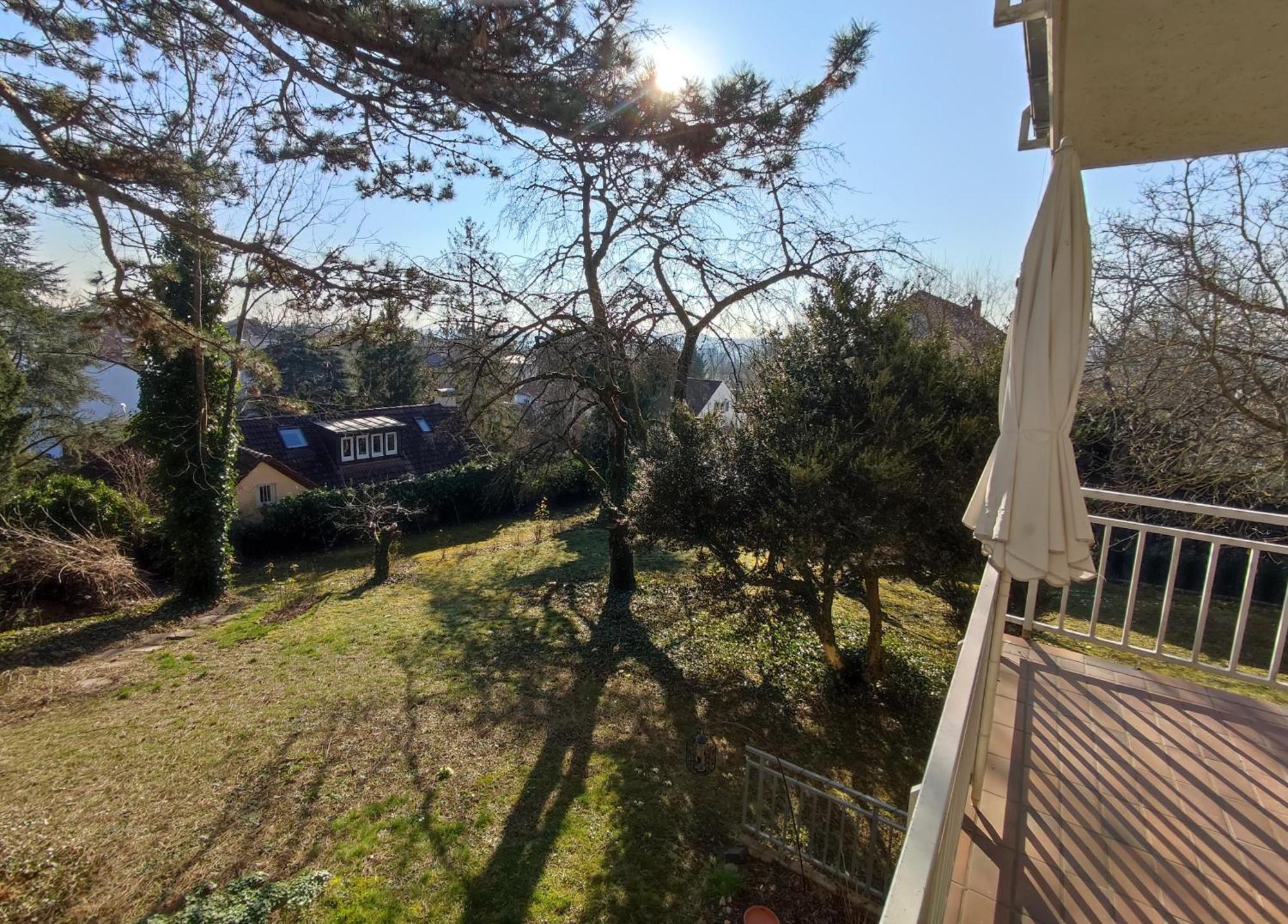Workation Nature View Mit Balkon, Indoor Pool, Kueche Tiefgarage Auf Anfrage 威斯巴登 外观 照片