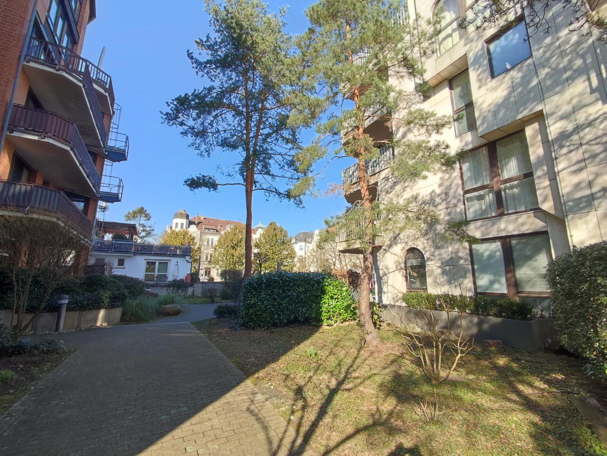 Workation Nature View Mit Balkon, Indoor Pool, Kueche Tiefgarage Auf Anfrage 威斯巴登 外观 照片