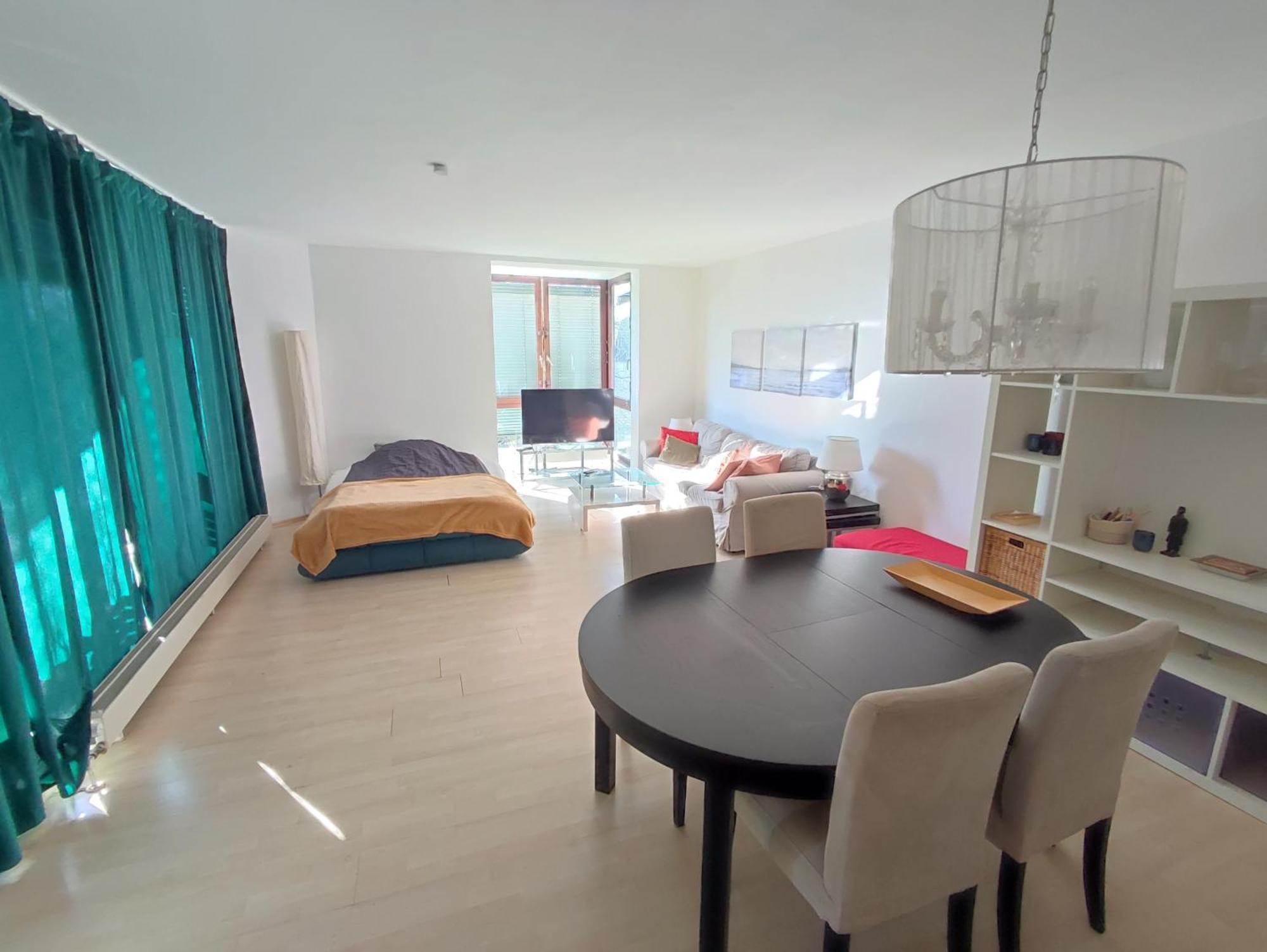 Workation Nature View Mit Balkon, Indoor Pool, Kueche Tiefgarage Auf Anfrage 威斯巴登 外观 照片